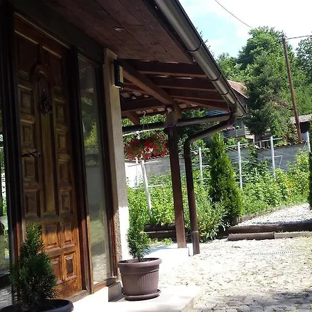 Nature Sarajevo 別荘